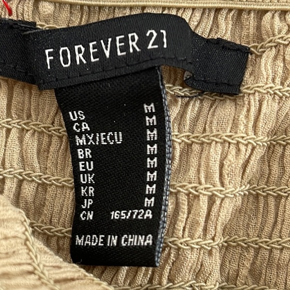 FOREVER 21 Flowy With Smocked Waist Size Medium - Picture 5 of 7